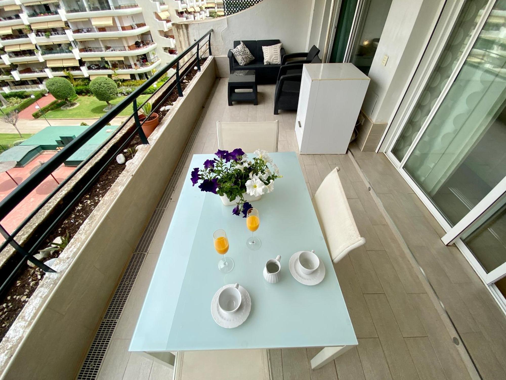 Apartamento Con Vistas Y Terraza En Guadalmina Mad 马尔韦利亚 外观 照片
